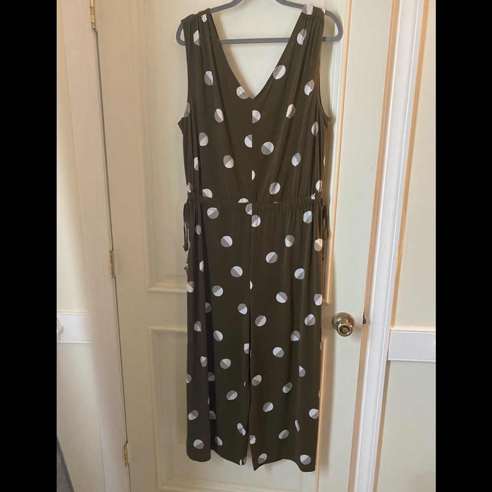 *HOLIDAY PRICE REDUCTION* Women’s Jumper Gaucho Size 1X